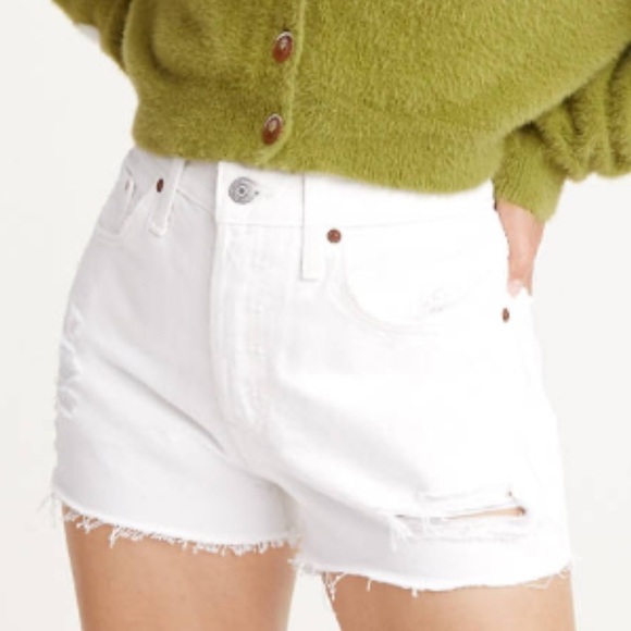Levi’s 501® ORIGINAL FIT HIGH RISE WOMEN'S SHORTS - Picture 1 of 10